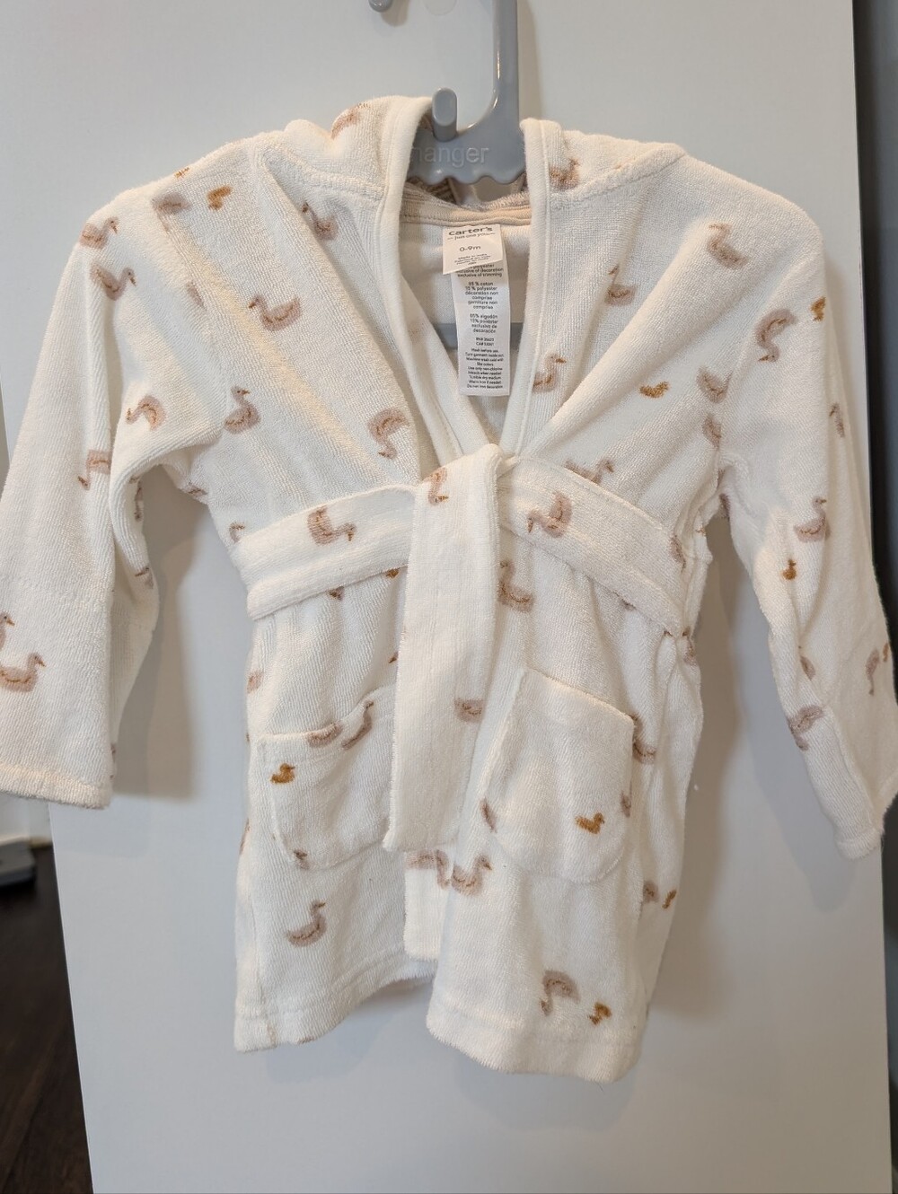 Carter's Bundle - Robe & Matching Set - 0-9 Months - Picture 2 of 5